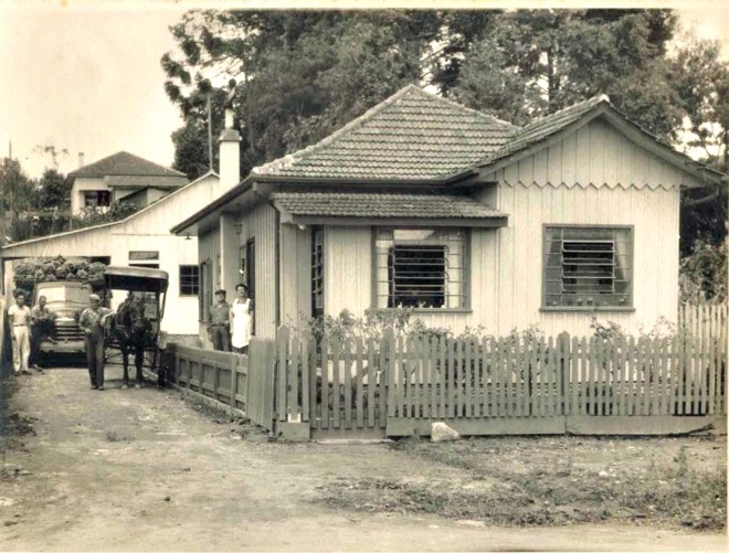 Casa foi uma antiga estufa de bananas |