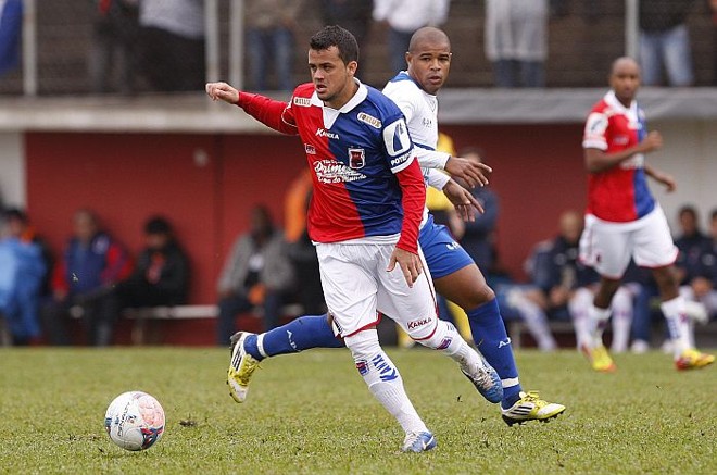 Rubinho no empate em 0 a 0 do Paraná com o São Caetano |