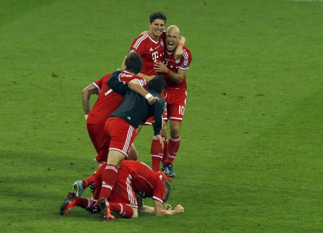 Jogadores do Bayern comemoram o fim da partida. Equipe de Munique é campeã da Liga dos Campeões |