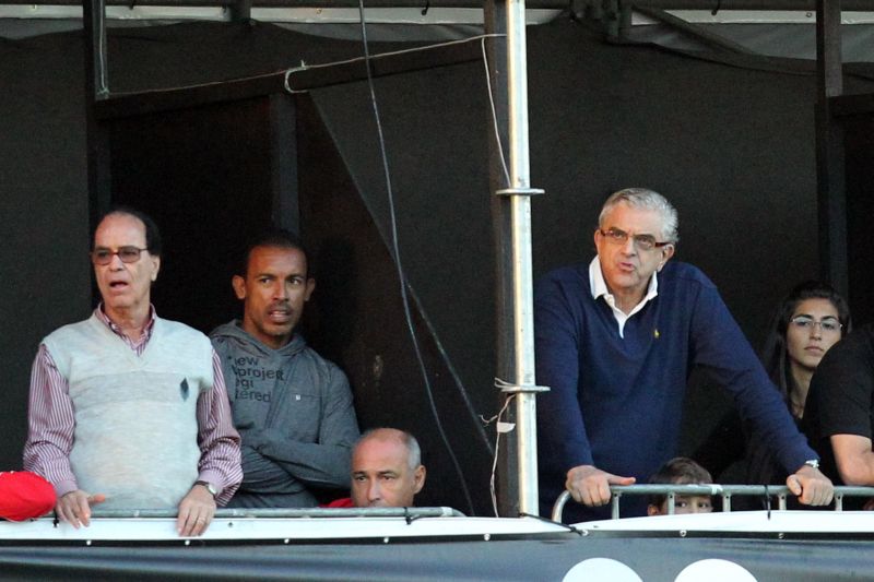 Antônio Lopes (esquerda) e Mario Celso Petraglia (direita) preferiram esconder o Atlético nos primeiros cinco meses de 2013 | Albari Rosa/Gazeta do Povo