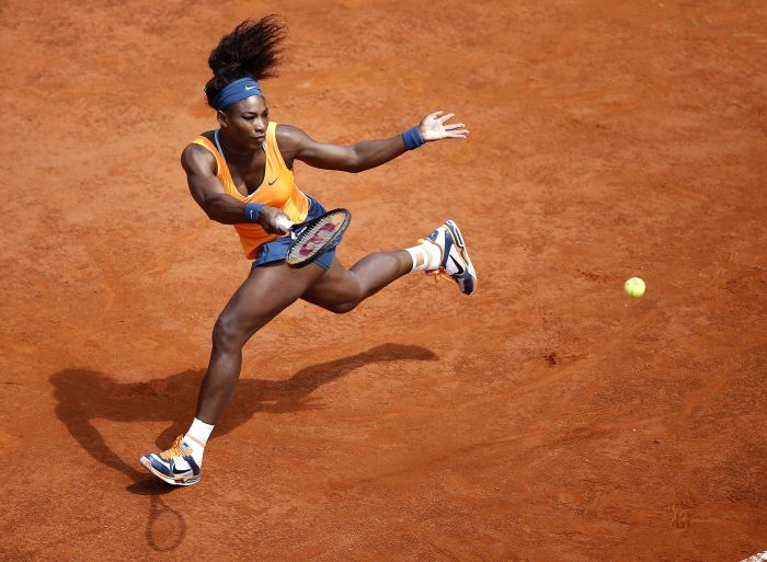 Serena Williams não teve dificuldades para avançar às semifinais em Roma | Tony Gentile / Reuters