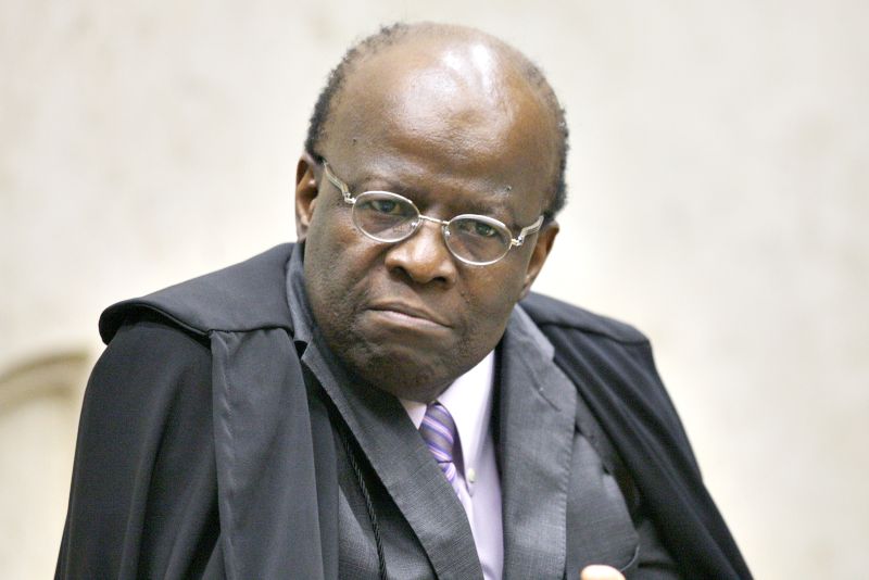 Barbosa: partido acusa presidente do STF de ter cometido abuso de poder ao obrigar cartórios a registrar casamento gay | Fellipe Sampaio/STF