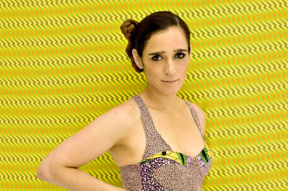 Vencedora do Grammy Awards de melhor álbum de pop latino, Julieta Venegas se apresenta no Teatro Guaíra | Divulgação