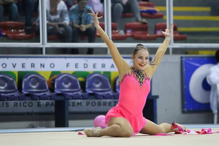 Recuperada de lesão, Angelica Kvieczynski fez uma apresentação que rendeu o título do Troféu Brasil | Divulgação/Ricardo Bufolin/CBG
