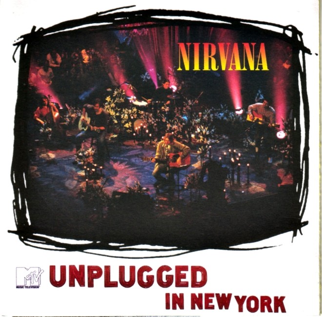 Unplugged in New York (1994)- Nirvana - Mostrou que, sob a distorção e o barulho dos shows e dos discos de estúdio, sobreviviam as melodias e a voz áspera de Kurt Cobain. |