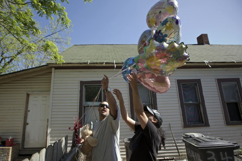 A casa de Deborah Knight, avó de Michelle Knight, uma das vítimas de Ariel Castro. Michelle teria sofrido cinco abortos por causa de agressões | John Gress/Reuters