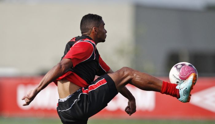 Volante Deivid quer mostrar o resultado da longa pré-temporada | Daniel Castellano /Gazeta do Povo