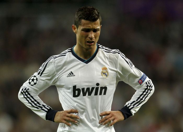 Cristiano Ronaldo lamenta nova eliminação do Real Madrid nas semifinais da Liga dos Campeões | Ina Fassbender / Reuters