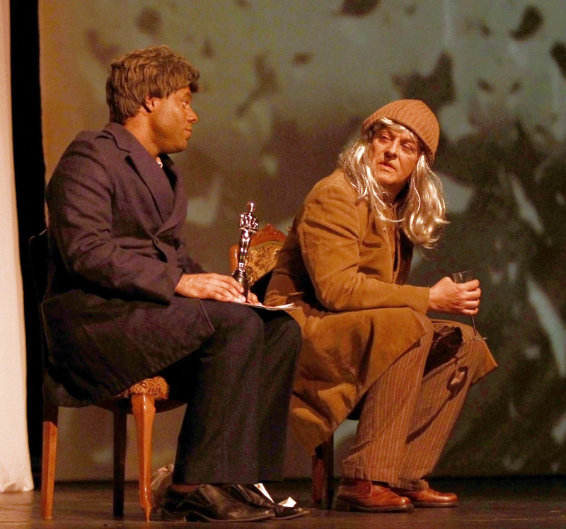 Cordovani travestido de Greta Garbo | Divulgação