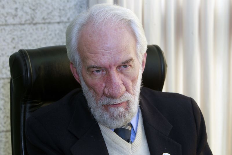 Darci Piana saiu de casa aos 13 anos e começou a se sustentar com entregas feitas de bicicleta | Antônio More/Gazeta do Povo