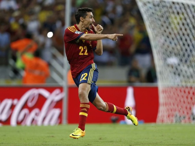 Jesús Navas comemora o gol de pênalti que colocou a Espanha na inédita decisão da Copa das Confederações, contra o Brasil | Ivan Alvarado /Reuters