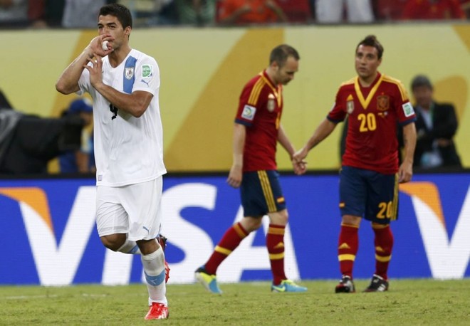 Suárez marcou o único do Uruguai na estreia da Confederações |