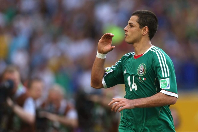 Chicharito fez de pênalti para o México |