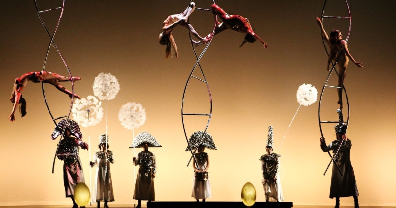 Espetáculo La Verità, da companhia Finzi Pasca: acrobacias, humor e drama | Viviana Cangialosi/Divulgação