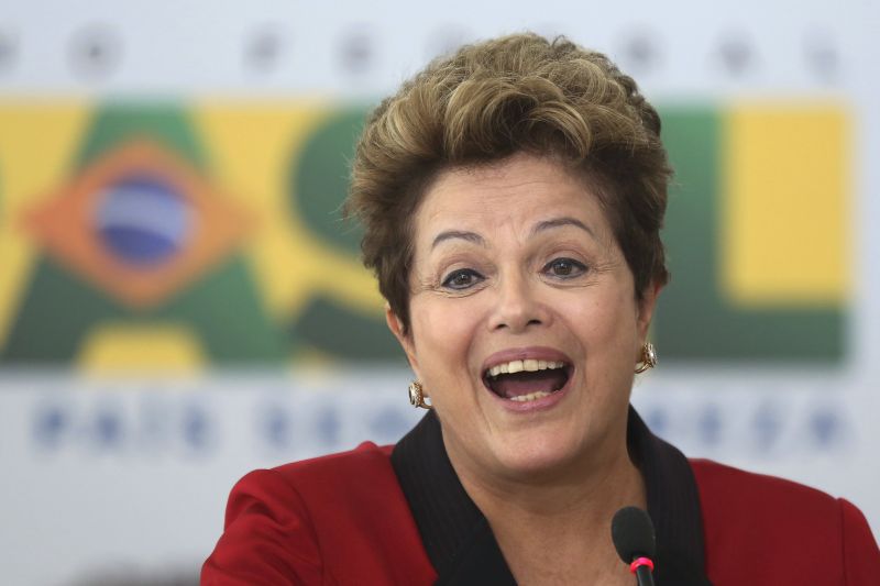 A popularidade da presidente Dilma Rousseff despencou nas últimas três semanas de protestos pelo país. Imagem da presidente em março deste ano | REUTERS / Ueslei Marcelino
