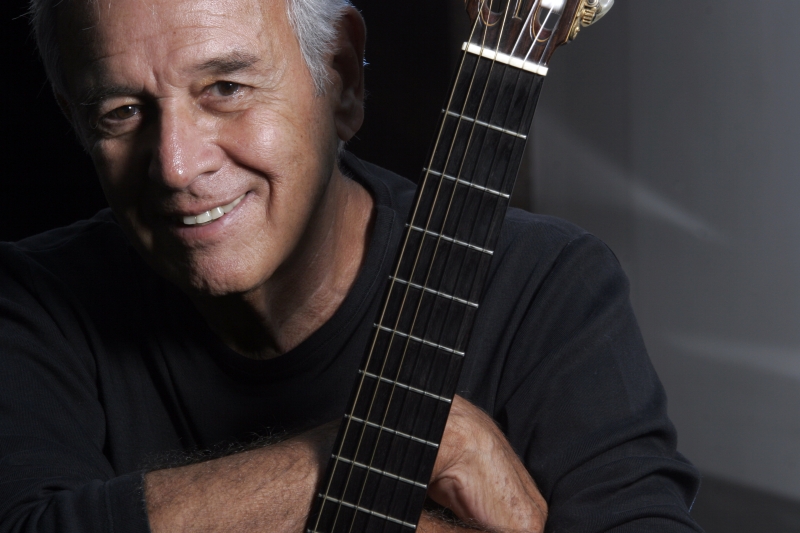 Carlos Lyra divulgou que recebeu menos de R$ 14 referentes à venda de CDs que usam a maior parte das suas gravações | Divulgação