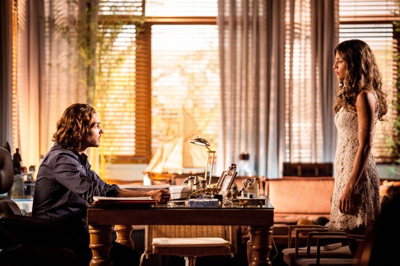 Igor Rickli e Grazi Massafera: casal vive marido e mulher em Flor do Caribe | Matheus Cabral/ TV Globo