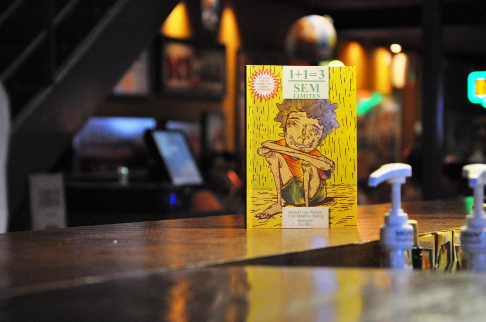 A ideia do livro é exatamente sobre o que os autores passaram antes de ousarem e criarem a obra: eles foram recusados por 40 editoras | Divulgação