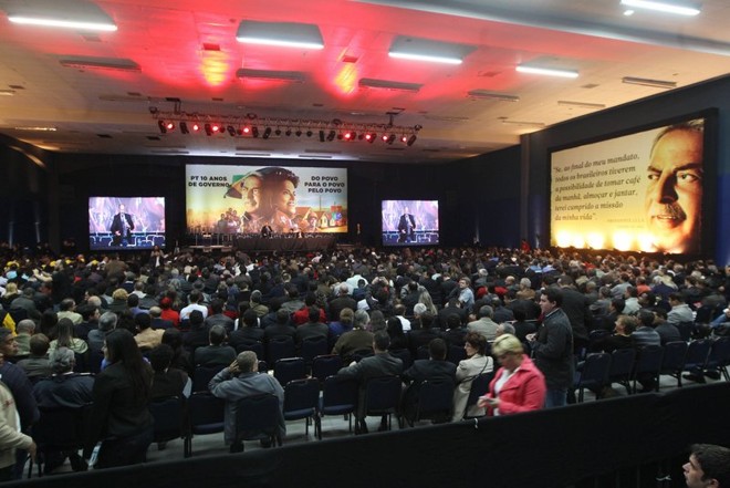 Seminário que comemora os dez anos do PT no governo federal acontece nesta quinta-feira, no Expotrade em Pinhais | 