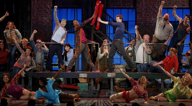 Elenco de Kinky Boots se apresentou durante a cerimônia, realizada em Nova York | Lucas Jackson/Reuters