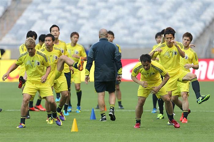 Japão treina no Mineirão: equipe está com liberdade para circular fora do hotel | Sebastião Moreira / EFE