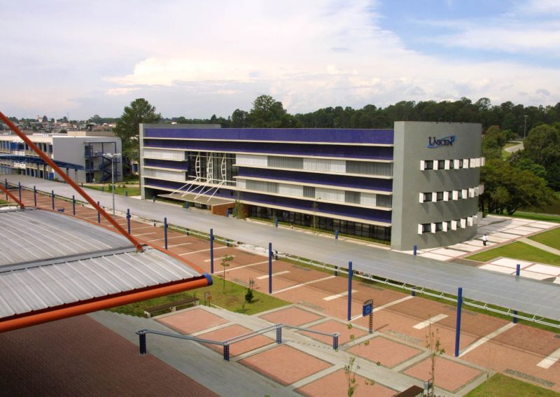 Campus da Universidade Positivo: processo de criação de novas empresas está em andamento desde janeiro deste ano, pelo menos, e envolve os sócios do grupo | Albari Rosa/ Gazeta do Povo