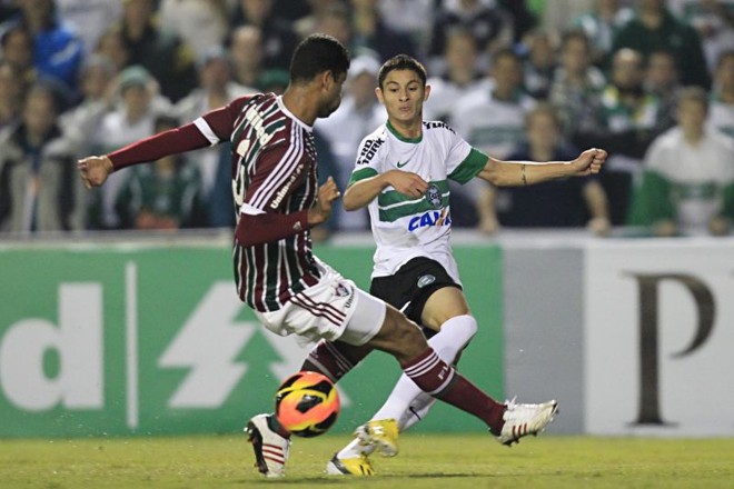 Lateral-esquerdo Diogo fez a estreia com a camisa do Coritiba | 
