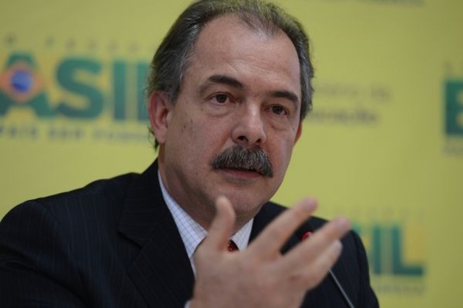 Aloizio Mercadante, ministro da Educação |