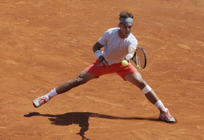 Rafael Nadal durante a disputa da semifinal de Roland Garros contra o sérvio Novak Djokovic, na sexta-feira (07). | Philippe Wojazer / Reuters