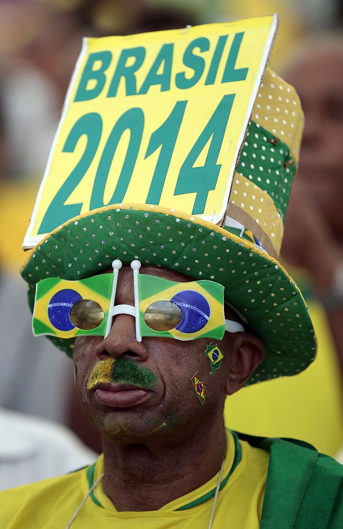 Torcedor na arquibancada do Maracanã | Sergio Moraes / Reuters