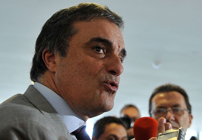Ministro José Cardozo diz que policiamento tem que garantir a segurança também de quem vai às manifestações contra a Copa das Confederações | Antonio Cruz / ABr