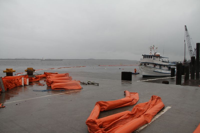 Balsa naufragou no sábado (22) em Paranaguá | Divulgação/Appa
