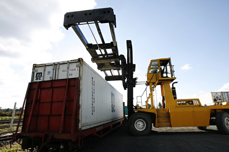Interligado a um pátio da ALL, terminal pode receber 28 mil contêineres por ano | Josué Teixeira/Gazeta do Povo