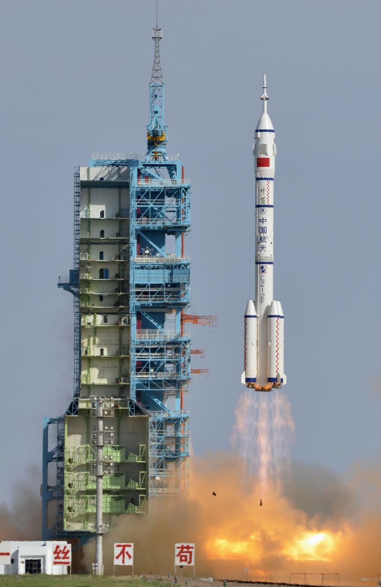 Foguete decola da base de Jiuquan | Reuters/China Daily