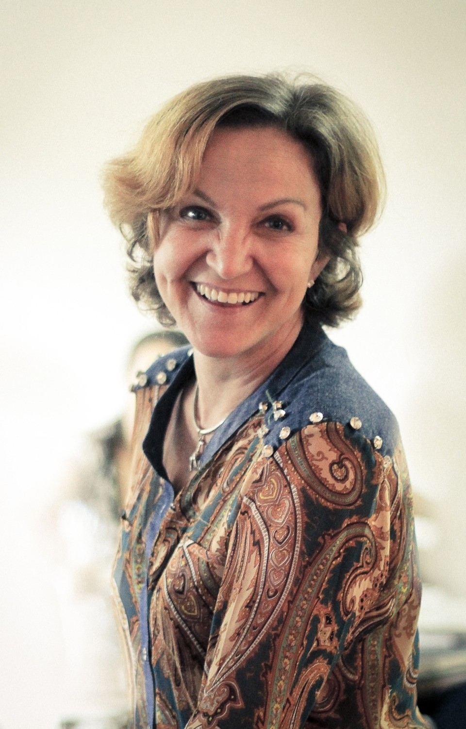 Zanza, dos colares e pulseiras coloridas | Arquivo da família