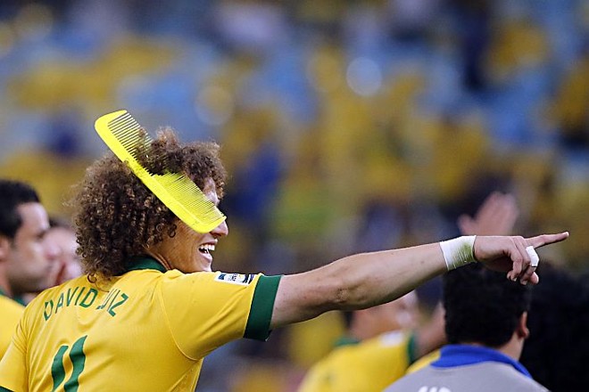 David Luiz, que salvou o Brasil de levar gol da Espanha, comemora a Copa das Confederações | 