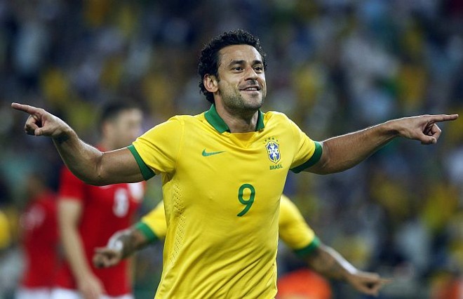 Fred marcou o primeiro gol do novo Maracanã | 