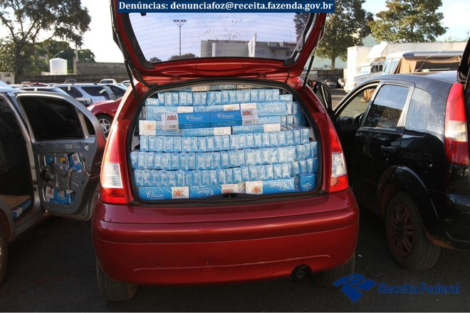 Ação da Receita Federal, em conjunto com a Polícia Civil, apreendeu 13 veículos nesta quarta-feira (12) | 