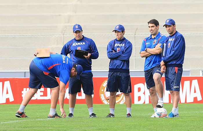 Em consenso com a diretoria, técnico Dado Cavalcanti decidiu não viajar com o time na intertemporada | Ivonaldo Alexandre / Gazeta do Povo