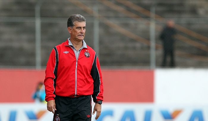 Para Ricardo Drubscky, uma semana já seria o suficiente para a intertemporada | Daniel Castellano / Gazeta do Povo