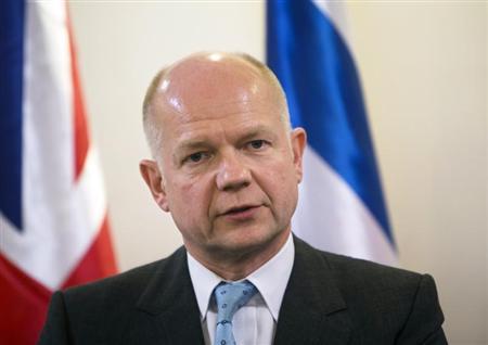 O ministro das Relações Exteriores britânico William Hague prometeu pela primeira vez dar aos parlamentares uma oportunidade de se manifestar, se e quando a decisão for tomada | Reuters