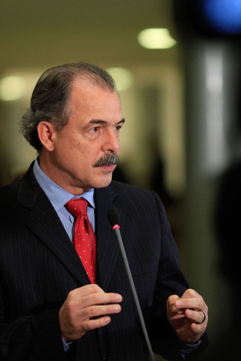 Aloizio Mercadante, ministro da Educação | Wenderson Araújo/ Gazeta do Povo