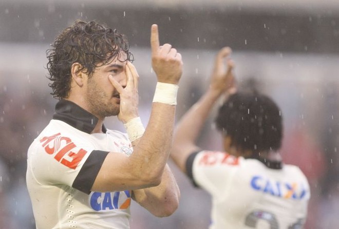 Alexandre Pato faz 