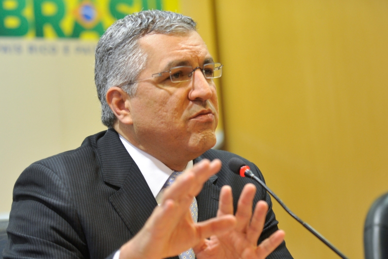 Alexandre Padilha: ministro da Saúde enfrenta ferrenha oposição de entidades médicas | Elza Fiúza/ABr