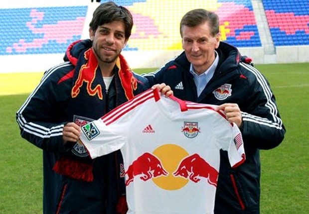 Juninho Pernambucano rescindiu com o New York Red Bulls depois de seis meses | Site oficial New York Red Bulls