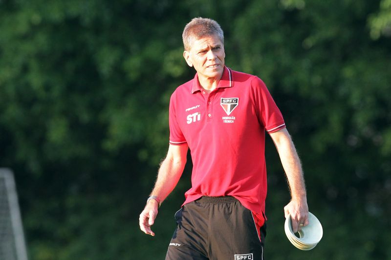 Paulo Autuori tem a missão de tirar o São Paulo da crise | Moises Nascimento / Agif / Folhapress