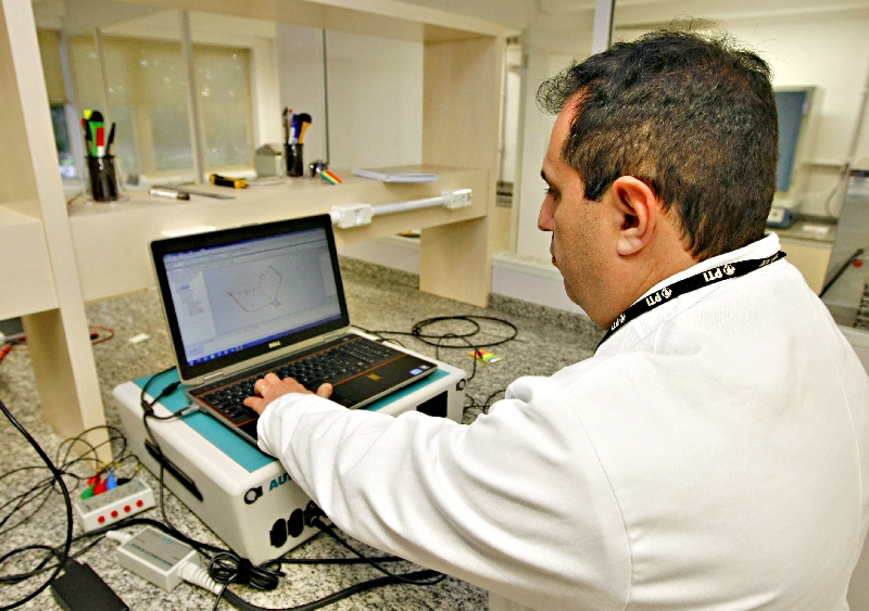 Ferracin: projeto usará água excedente do lago de Itaipu | Christian Rizzi/ Gazeta do Povo