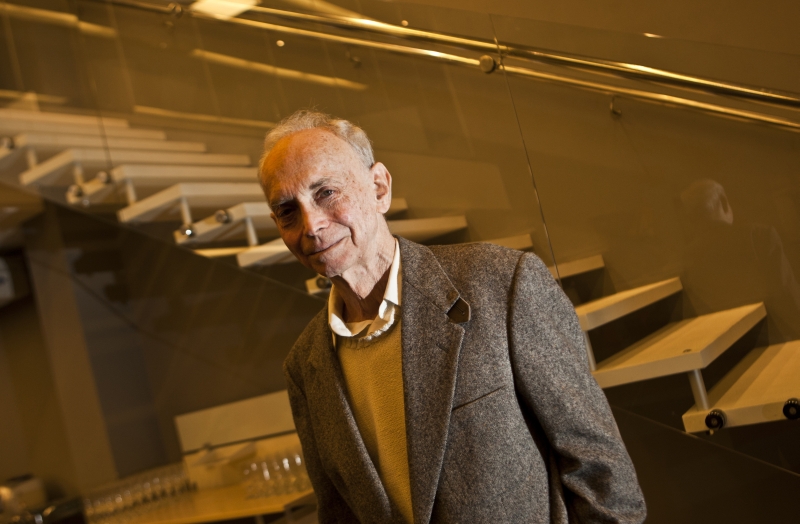 Em palestra em Curitiba, o arquiteto paulista Sérgio Teperman diz que a profissão está mal remunerada | Marcelo Andrade/ Gazeta do Povo