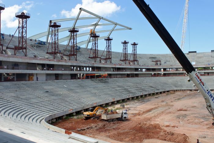 Instalação da estrutura da cobertura começou a ser montada na Arena da Amazônia | Divulgação Andrade Gutierrez