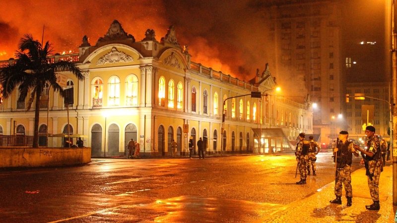 25% do prédio foi destruído | Rhian Carlos Berghetti/ Folhapress